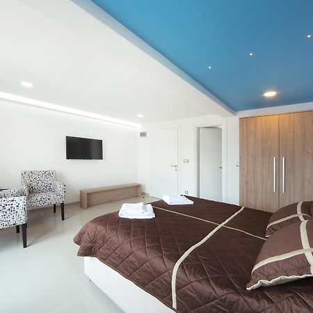 Agent Lux Apartments 야고디나 외부 사진
