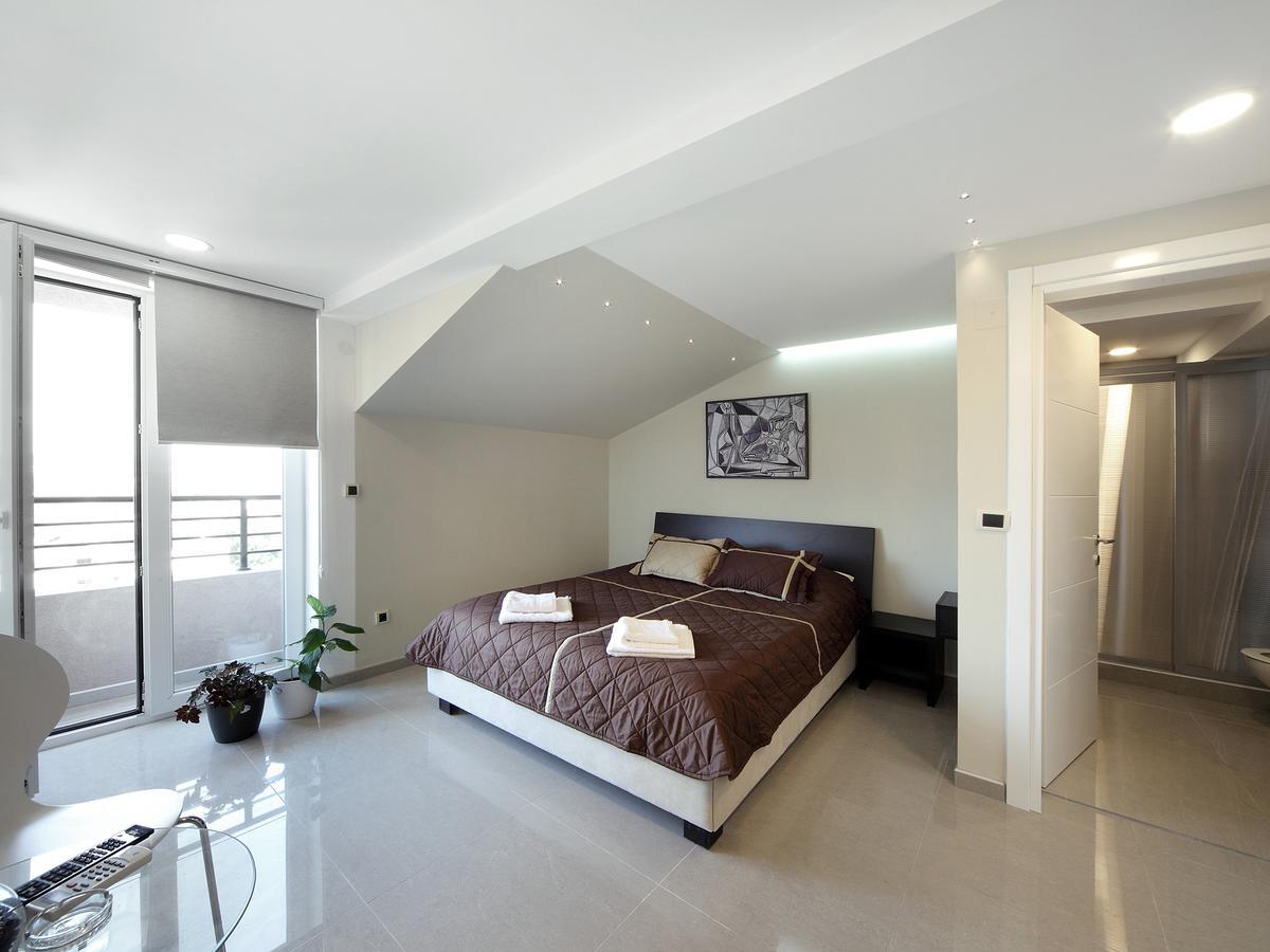 Agent Lux Apartments 야고디나 외부 사진