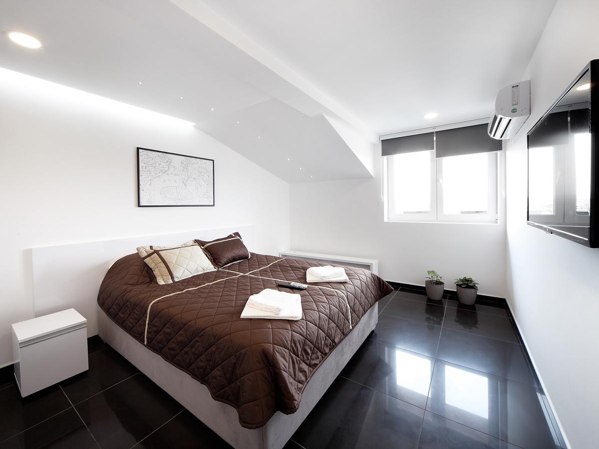 Agent Lux Apartments 야고디나 외부 사진